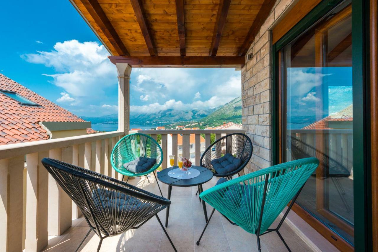 Apartments Villa Elena 3 ซัฟทัท ภายนอก รูปภาพ